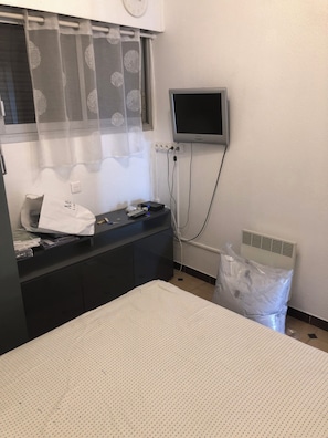 1 chambre, fer et planche Ă repasser, Wi-Fi