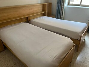 3 bedrooms, iron/ironing board, free WiFi, bed sheets - Enjoy an affordable and memorable stay in beautiful Malta! (Il-Mellieħa)