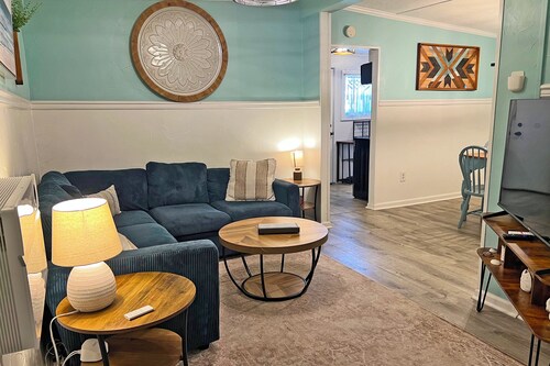 Auralee Unit 1 - Beach Access - Island Realty