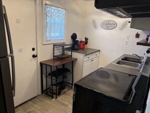 Fridge, microwave, oven, stovetop - Auralee Unit 1 - Beach Access - Island Realty (Grand Isle)