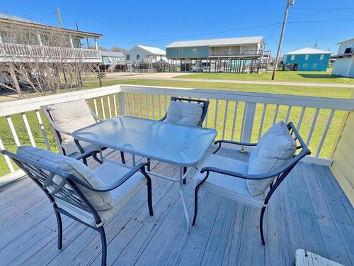 Auralee Unit 1 - Beach Access - Island Realty
