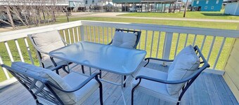 Auralee Unit 1 - Beach Access - Island Realty