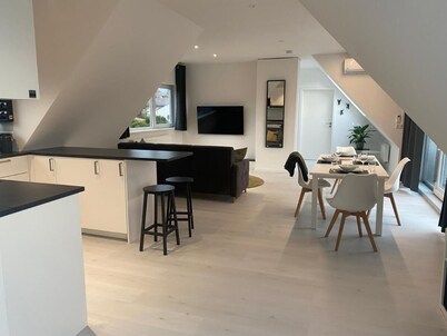 Spacious modern DG apartment Schloofschdubb near Kassel 70 sqm