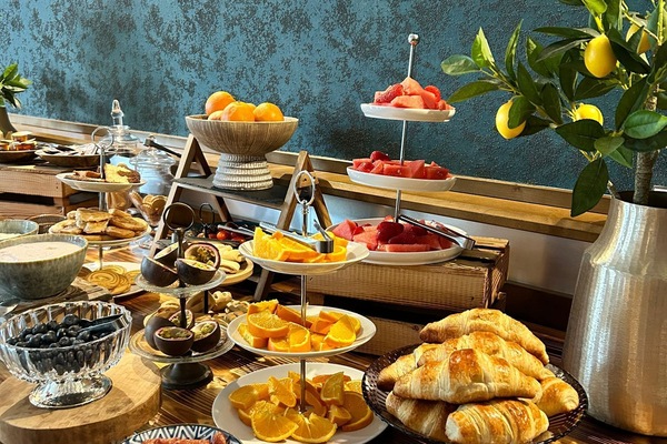Daily buffet breakfast (EUR 16 per person)