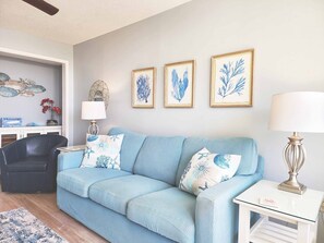 TV - Bridgewater 218- Oceanfront w/ Lazy River! Nicely Furnished, 1 Bedroom, 1 Bath (Pawleys Island)