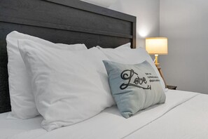 2 chambres, bureau, fer et planche à repasser, Wi-Fi