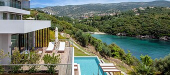 Zavia Villas-Villa Bita, Seafront with Private Pool