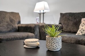 Smart TV - Bywater Haven: Near FQ&Frenchman + Secure Parking (New Orleans)