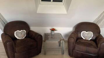 Eenvoudige tweepersoonskamer | Geluiddichte muren, gratis wifi