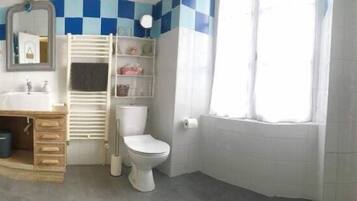 Familien-Suite | Badezimmer