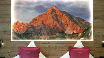 Condo, vista para a montanha | Roupas de cama antialérgicas, cofres nos quartos