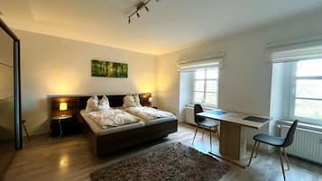 1 Schlafzimmer, Bügeleisen/Bügelbrett, Reisekinderbett, kostenloses WLAN