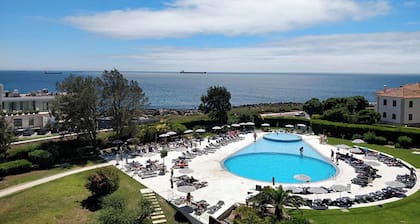 Chic hotel suite with AC and WiFi in charming Cascais