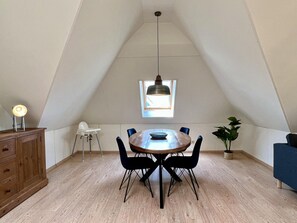 Apartment | Dining