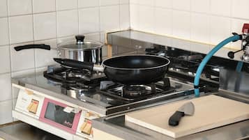 Microwave, oven, stovetop, electric kettle