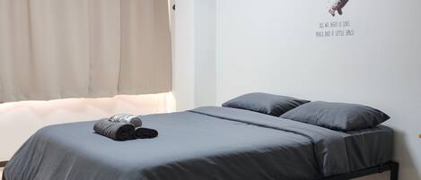 4 bedrooms, free WiFi, bed sheets