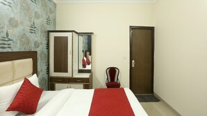 Room, 1 Bedroom, Smoking, Balcony | 1 bedroom - Room-transit Stay Near IGI Airport (New Delhi)
