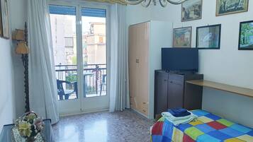 3 chambres, fer et planche Ă  repasser, lit parapluie, Wi-Fi gratuit