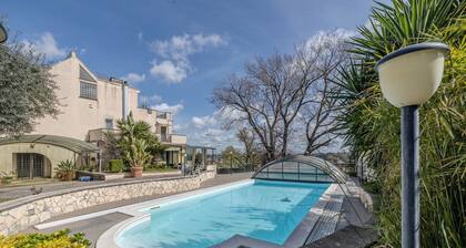 Villa Caterina, beautiful villa with private pool a stone's throw from Rome