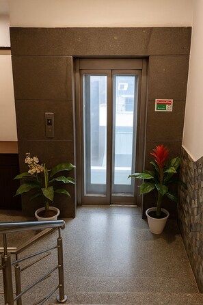 Elevator