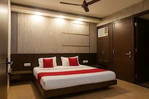 In-room safe, desk, laptop workspace, blackout curtains