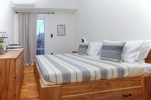 1 bedroom, desk, iron/ironing board, free WiFi