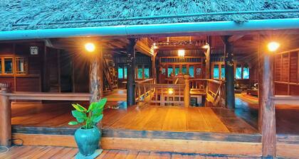 Moc Homestay & Villa