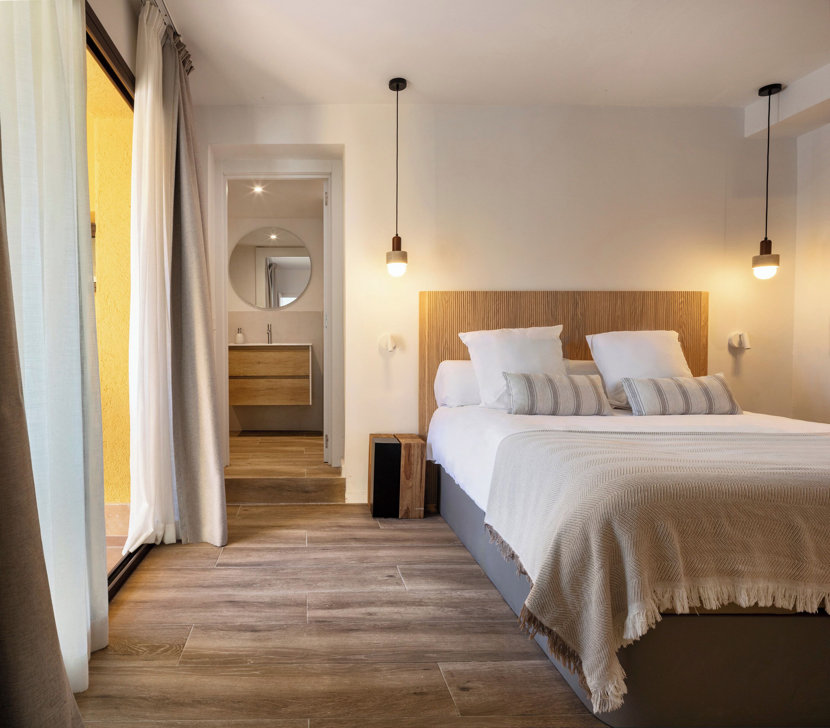 Apartment, 1 Bedroom, Pool View