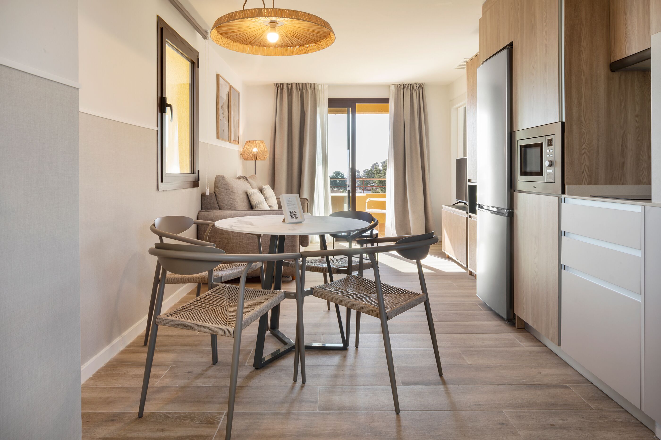 Apartment, 1 Bedroom, Terrace, Sea View | Living area