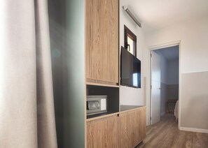 Apartment, 1 Bedroom | Living area - Feelathome Vil-la Romana (Tossa de Mar)