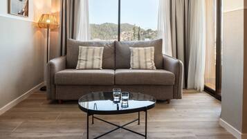 Apartment, 1 Bedroom, Terrace, Sea View | Living area