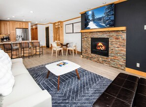 Smart TV, fireplace - New Listing! Avon Stay | Gondola Access | Nottingham Lake & River Trail (Avon)