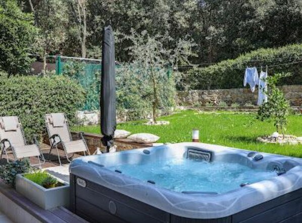 Apartment (Two Bedroom Apartment) | Outdoor pool - Casa San Antonio (Rovinj)