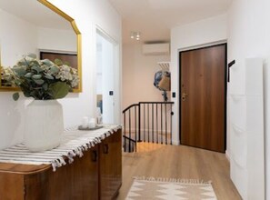 Lägenhet (Two Bedroom Apartment) | 2 sovrum