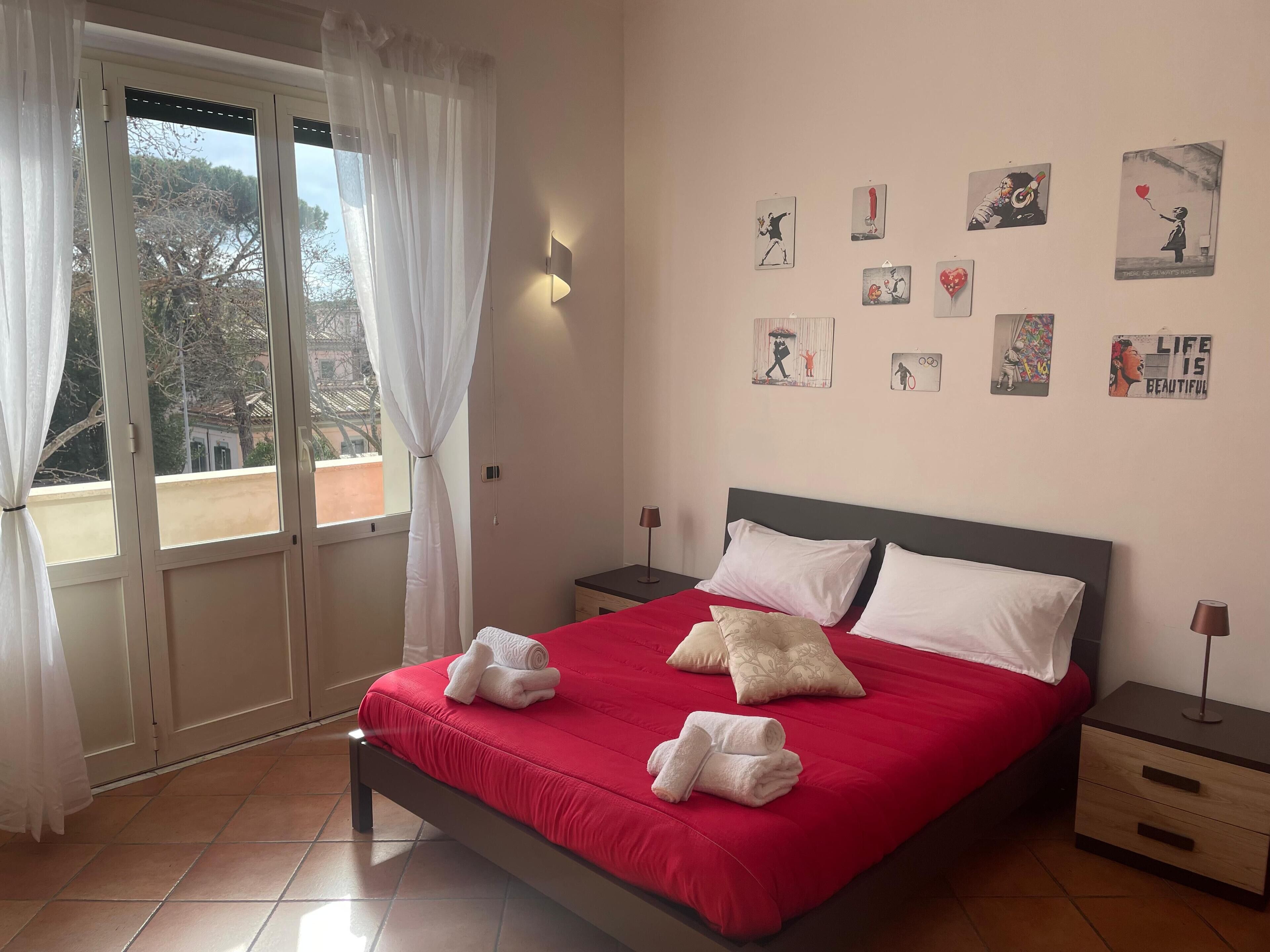 3 slaapkamers, een strijkplank/strijkijzer, gratis wifi, beddengoed