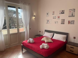 3 chambres, fer et planche Ă repasser, Wi-Fi gratuit, draps fournis