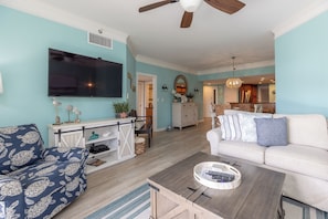 Smart TV - 112 Barrington Court. Beachfront Condo, Hosts 8, Free Bikes (Hilton Head Island)
