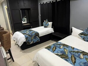 1 chambre, fer et planche à repasser, Wi-Fi, draps fournis