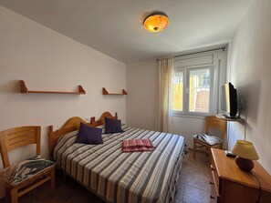 3 dormitorios, tabla de planchar con plancha, wifi y ropa de cama