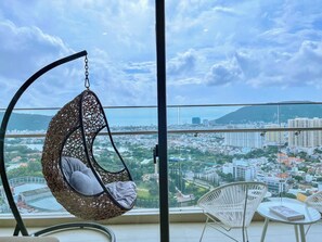 Property grounds - Apt TheSong 1Br corner job ,nice view, lake (Vũng Tàu)