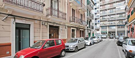Appartement familial, plusieurs chambres (Dimora Cristina Apartment Bari) | Extérieur