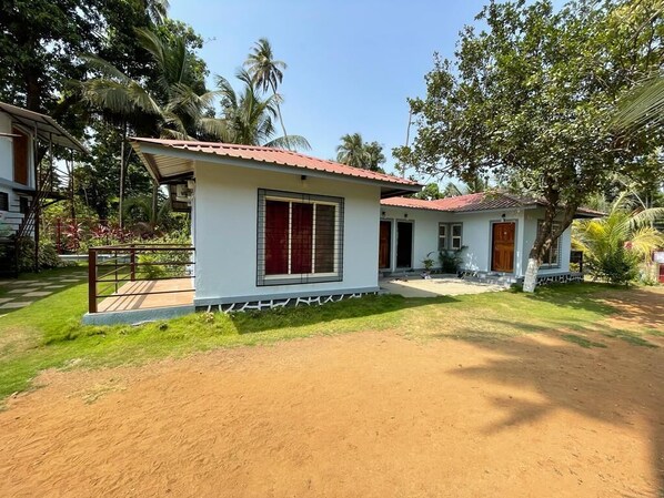 Fachada de la propiedad