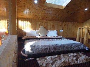 1 bedroom, desk, laptop workspace