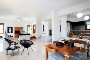 3 chambres, bureau, Internet