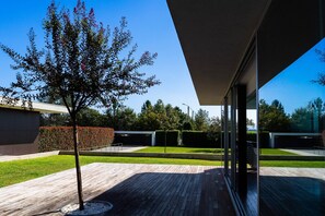 Terrace/patio - Exclusive Villa & SPA (Vila Verde)