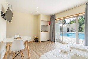 3 Schlafzimmer, Bügeleisen/Bügelbrett, Internetzugang, Bettwäsche