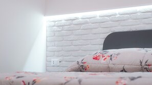 1 Schlafzimmer, Schreibtisch, Reisekinderbett, kostenloses WLAN