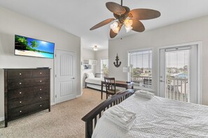 2 chambres, fer et planche à repasser, Wi-Fi gratuit, draps fournis
