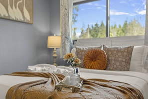 2 bedrooms, iron/ironing board, WiFi, bed sheets - Beautiful Nature Retreat minutes to Mt. Rainier (Elbe)