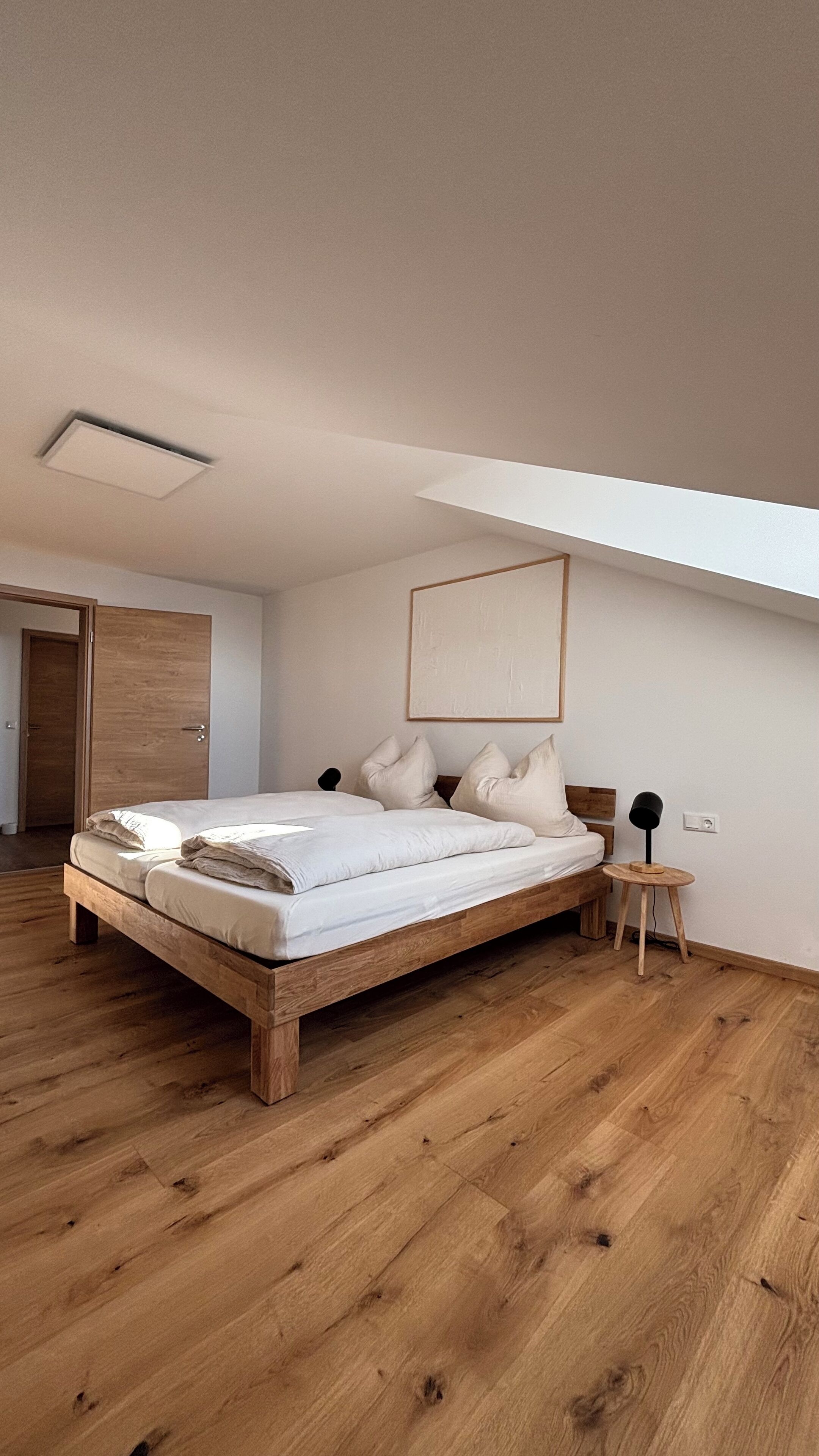 3 Schlafzimmer, Reisekinderbett, kostenloses WLAN, Bettwäsche